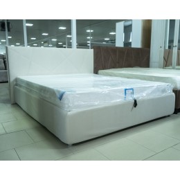 Кровать с ПМ Квест 160/200 ( велюр крем)